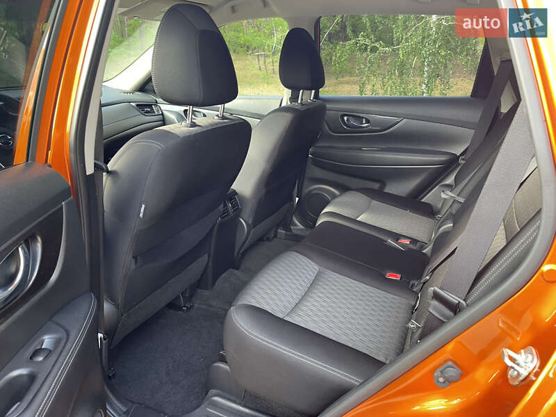 Внедорожник / Кроссовер Nissan Rogue 2019 в Днепре
