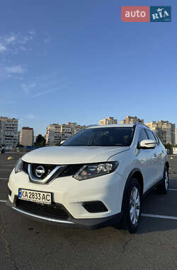 Позашляховик / Кросовер Nissan Rogue 2016 в Києві