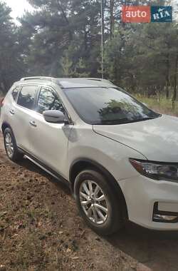 Позашляховик / Кросовер Nissan Rogue 2018 в Власівці