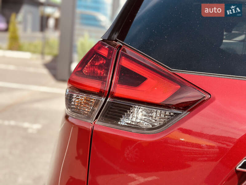 Позашляховик / Кросовер Nissan Rogue 2019 в Кременчуці