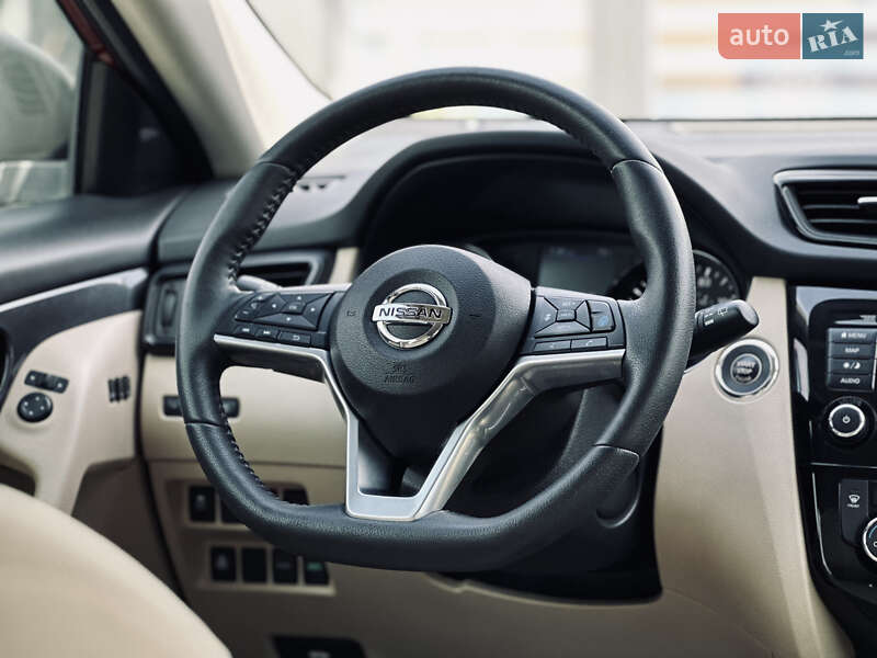 Позашляховик / Кросовер Nissan Rogue 2019 в Кременчуці
