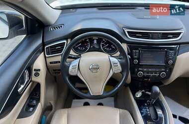 Внедорожник / Кроссовер Nissan Rogue 2014 в 