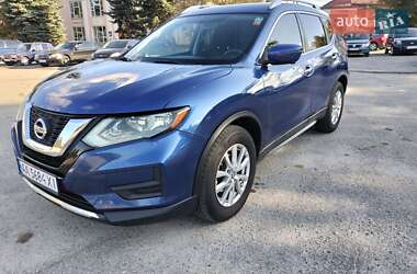 Внедорожник / Кроссовер Nissan Rogue 2016 в Харькове