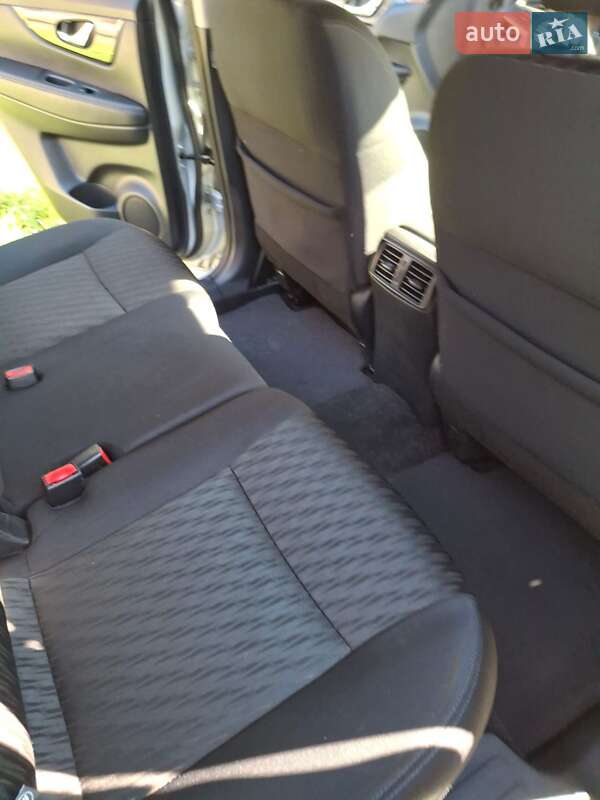 Внедорожник / Кроссовер Nissan Rogue 2018 в Хмельницком фото 22 Внедорожник / Кроссовер Nissan Rogue 2018 в Хмельницком