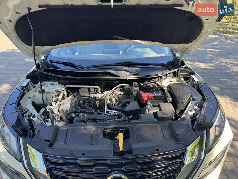 Позашляховик / Кросовер Nissan Rogue 2021 в Ізмаїлі