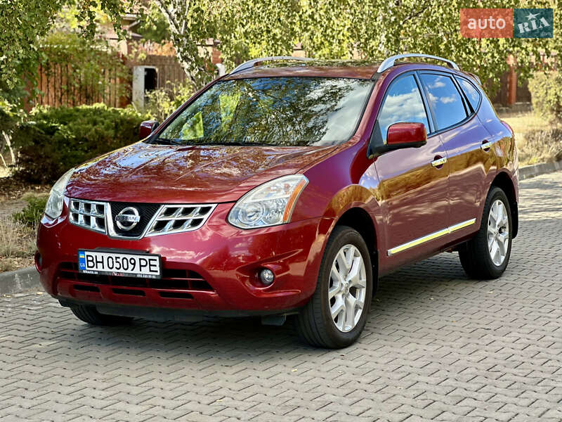 Позашляховик / Кросовер Nissan Rogue 2011 в Одесі