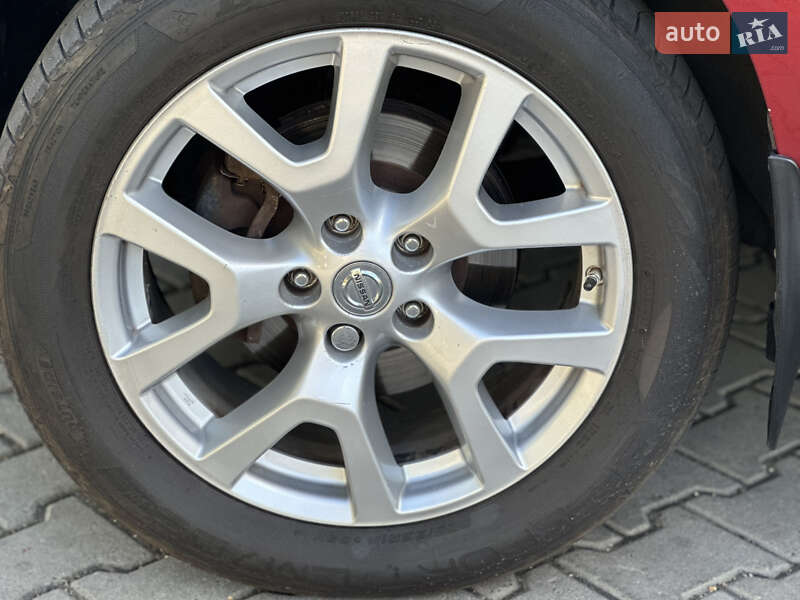 Позашляховик / Кросовер Nissan Rogue 2011 в Одесі