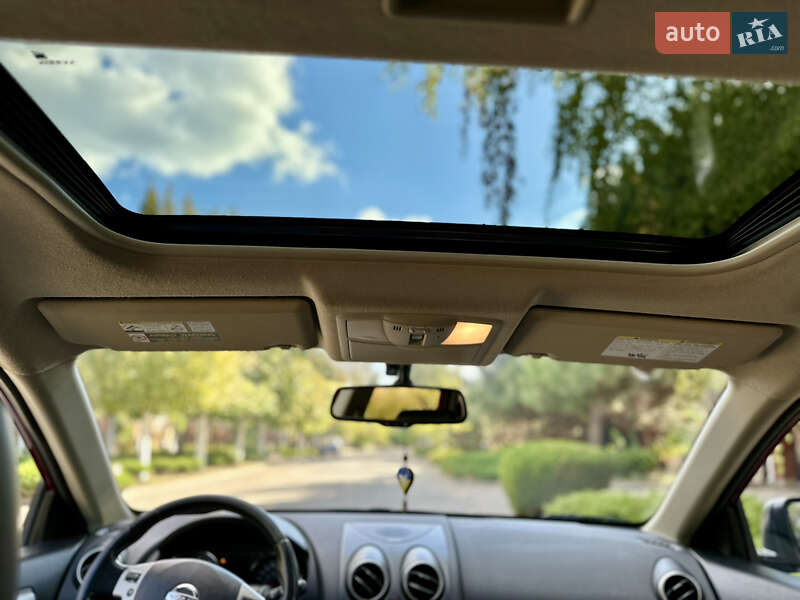 Позашляховик / Кросовер Nissan Rogue 2011 в Одесі