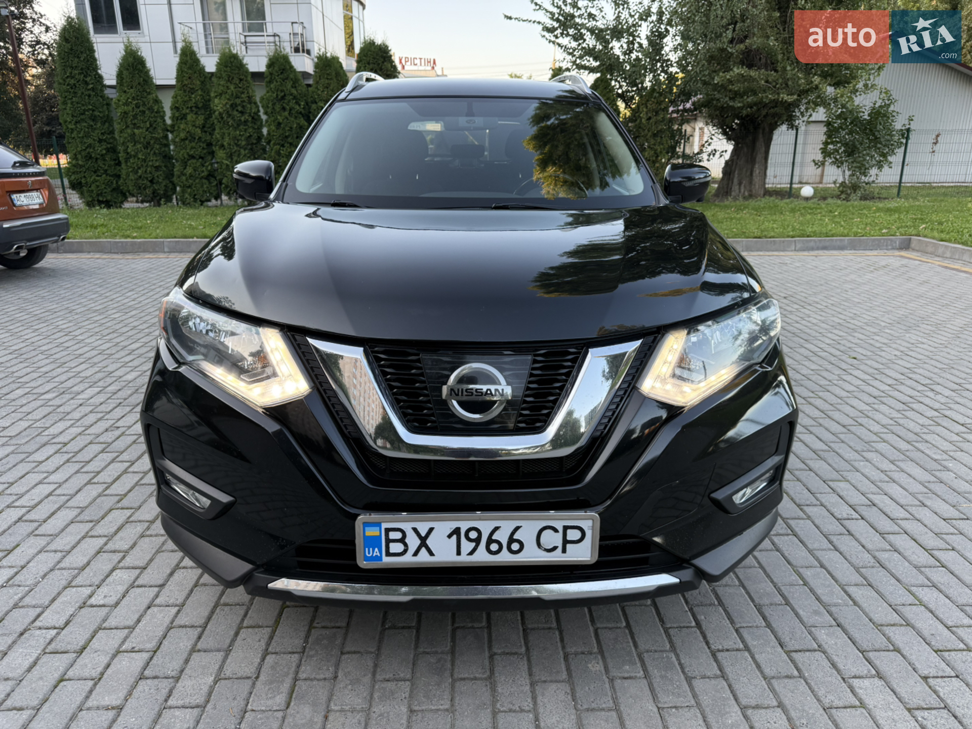 2017 Nissan Rogue - фото 1