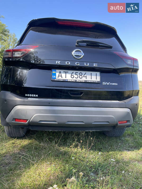 Внедорожник / Кроссовер Nissan Rogue 2021 в Ивано-Франковске