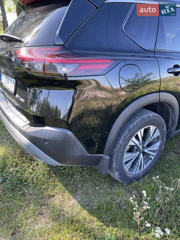 Внедорожник / Кроссовер Nissan Rogue 2021 в Ивано-Франковске