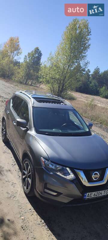 Позашляховик / Кросовер Nissan Rogue 2018 в Павлограді