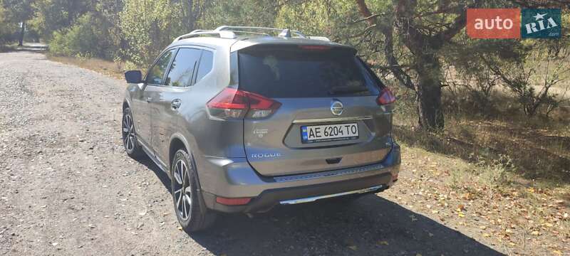 Позашляховик / Кросовер Nissan Rogue 2018 в Павлограді