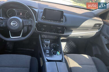 Внедорожник / Кроссовер Nissan Rogue 2021 в 