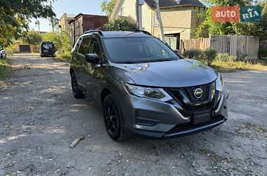 Позашляховик / Кросовер Nissan Rogue 2018 в Харкові