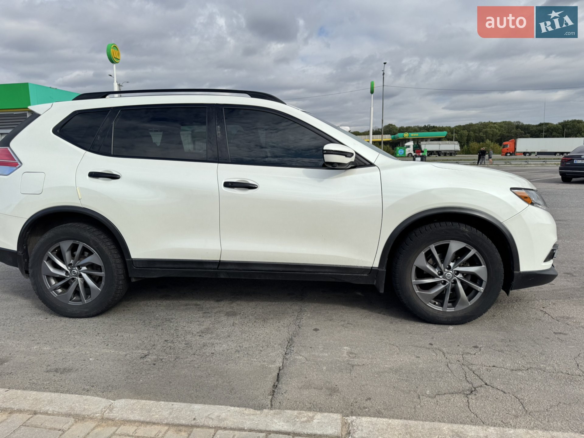 2016 Nissan Rogue - мініатюра 3