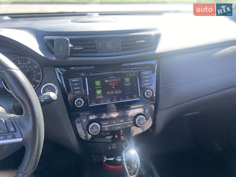 Позашляховик / Кросовер Nissan Rogue 2018 в Рівному