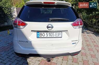 Позашляховик / Кросовер Nissan Rogue 2015 в 