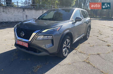 Внедорожник / Кроссовер Nissan Rogue 2023 в 