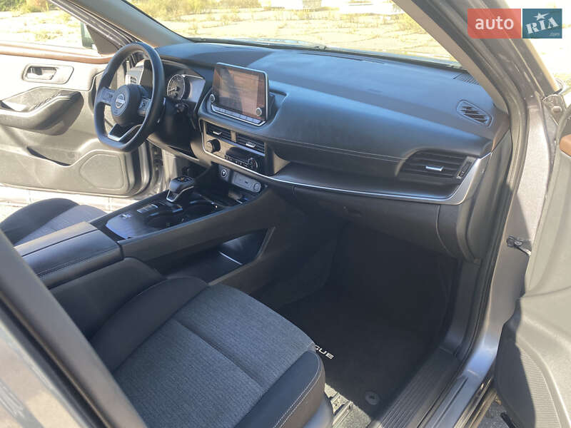 Позашляховик / Кросовер Nissan Rogue 2023 в Кременчуці