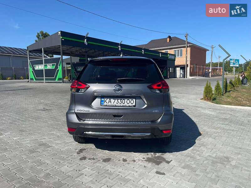 Внедорожник / Кроссовер Nissan Rogue 2016 в Тараще