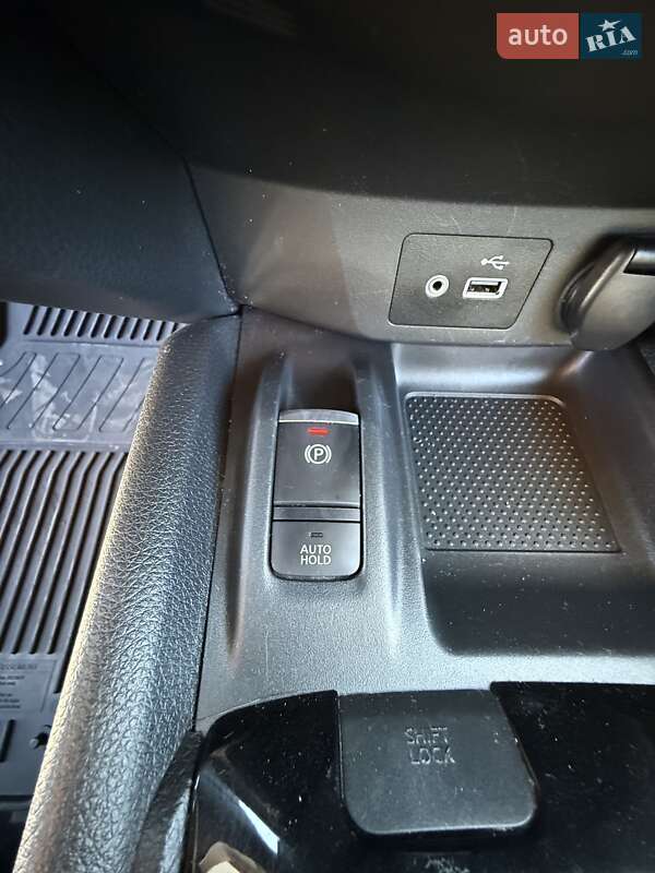 Позашляховик / Кросовер Nissan Rogue 2019 в Миколаєві