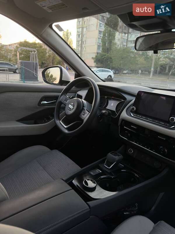 Внедорожник / Кроссовер Nissan Rogue 2021 в Днепре