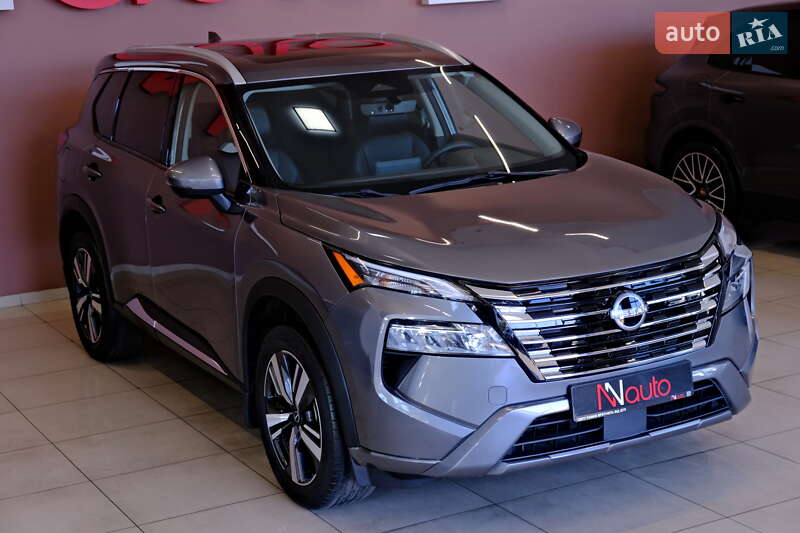 Внедорожник / Кроссовер Nissan Rogue 2023 в Одессе