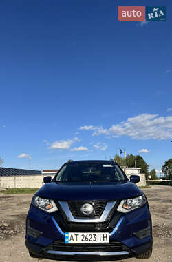 Позашляховик / Кросовер Nissan Rogue 2018 в Богородчанах