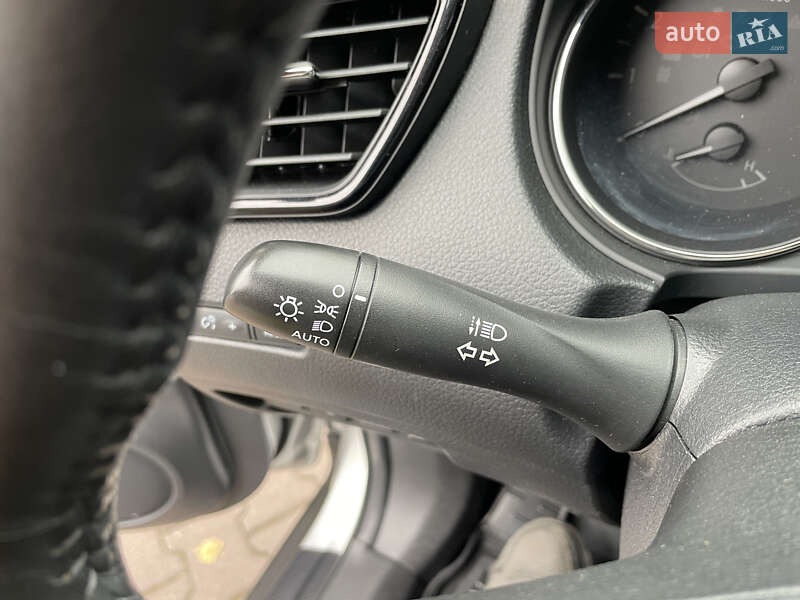 Позашляховик / Кросовер Nissan Rogue 2018 в Миргороді