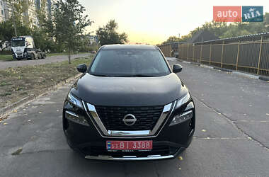 Внедорожник / Кроссовер Nissan Rogue 2023 в Каменском