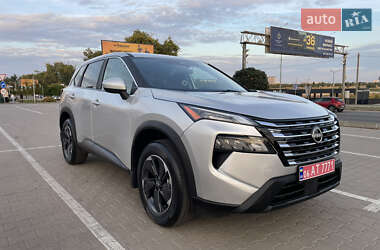 Внедорожник / Кроссовер Nissan Rogue 2025 в Киеве