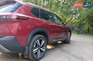 Позашляховик / Кросовер Nissan Rogue 2022 в Дніпрі