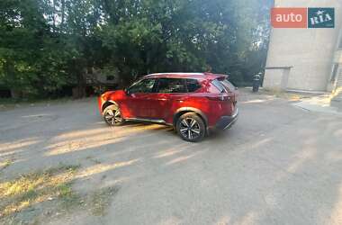 Внедорожник / Кроссовер Nissan Rogue 2022 в Днепре