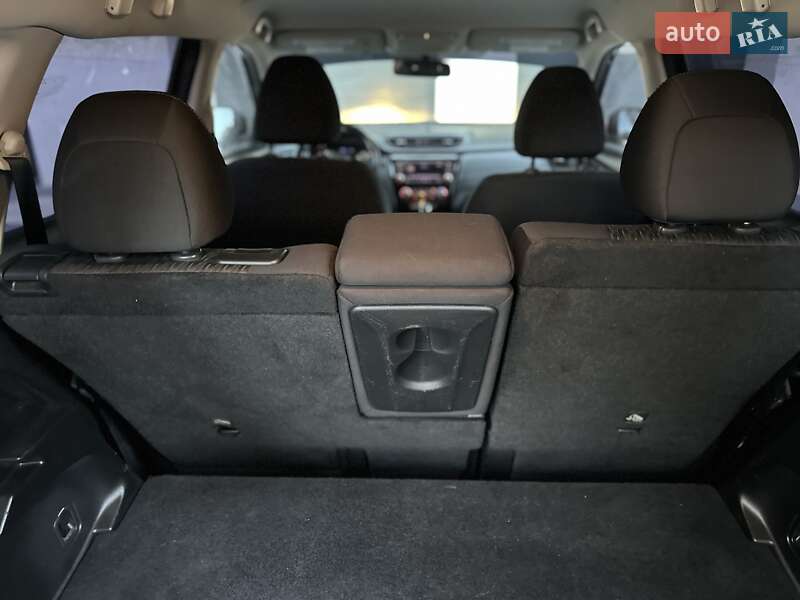 Внедорожник / Кроссовер Nissan Rogue 2018 в Хмельницком фото 19 Внедорожник / Кроссовер Nissan Rogue 2018 в Хмельницком