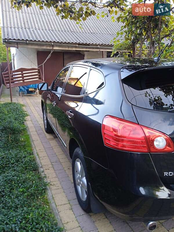 Внедорожник / Кроссовер Nissan Rogue 2012 в Стрые