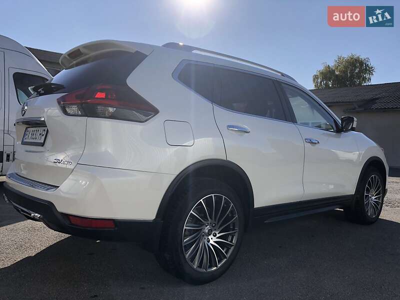 Внедорожник / Кроссовер Nissan Rogue 2018 в Хмельницком