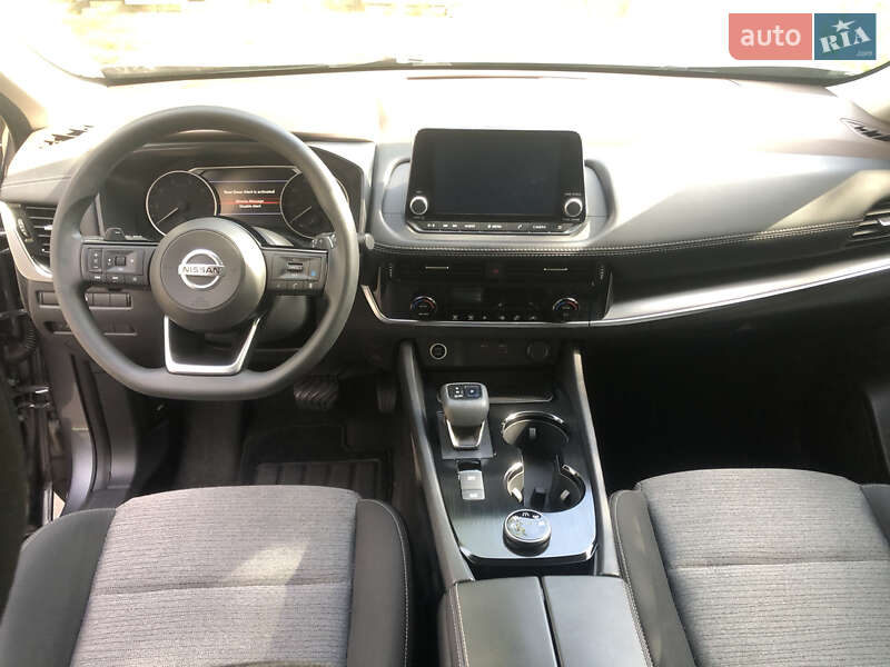 Внедорожник / Кроссовер Nissan Rogue 2021 в Кременчуге