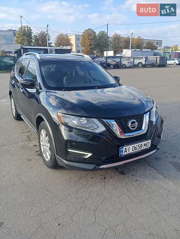 Внедорожник / Кроссовер Nissan Rogue 2016 в Киеве фото 2 Внедорожник / Кроссовер Nissan Rogue 2016 в Киеве