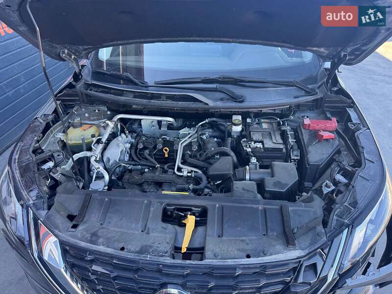 Позашляховик / Кросовер Nissan Rogue 2020 в Львові