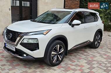 Внедорожник / Кроссовер Nissan Rogue 2023 в Одессе