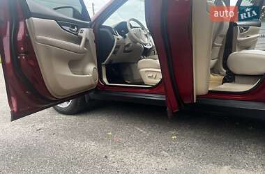Внедорожник / Кроссовер Nissan Rogue 2014 в 