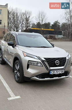 Внедорожник / Кроссовер Nissan Rogue 2021 в Чернигове