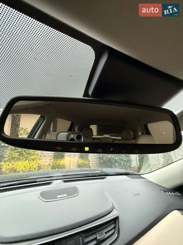 Внедорожник / Кроссовер Nissan Rogue 2018 в Яворове