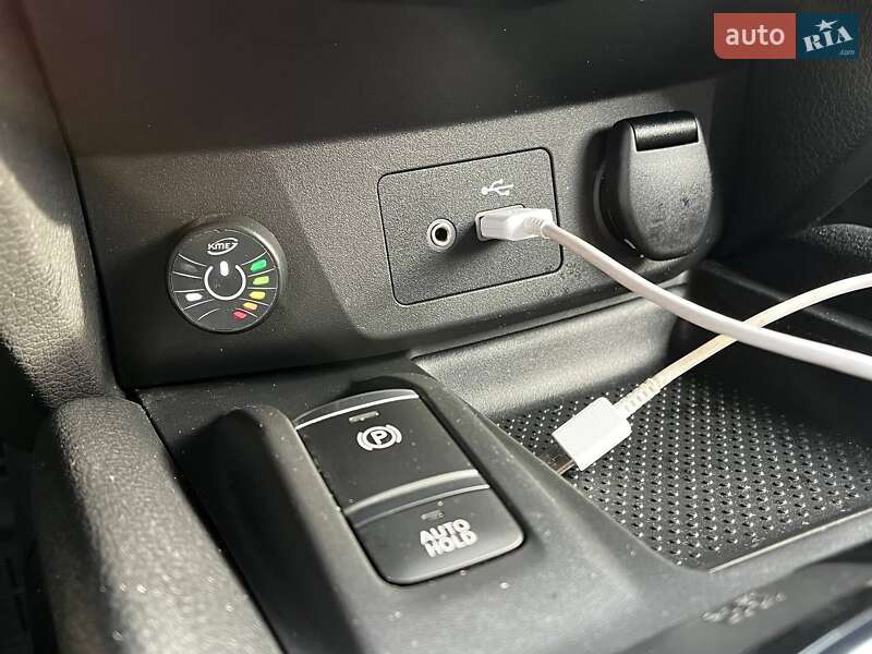 Внедорожник / Кроссовер Nissan Rogue 2018 в Киеве