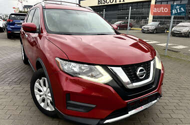 Позашляховик / Кросовер Nissan Rogue 2017 в Львові