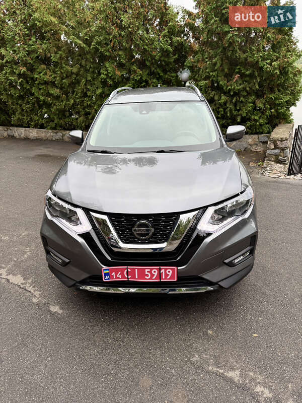 Nissan Rogue 2020