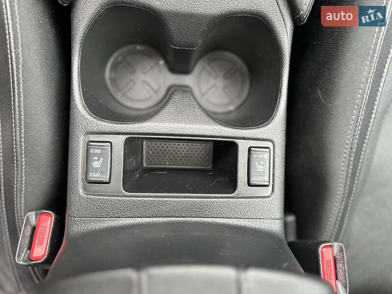 Внедорожник / Кроссовер Nissan Rogue 2017 в Броварах