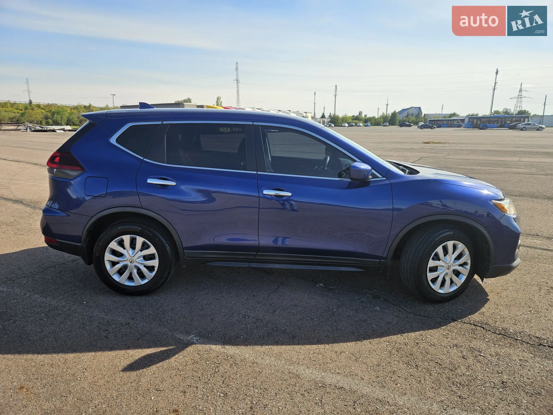 Nissan Rogue 2018 VIN KNMAT2MT9JP578330 фото оголошення 3 з 42