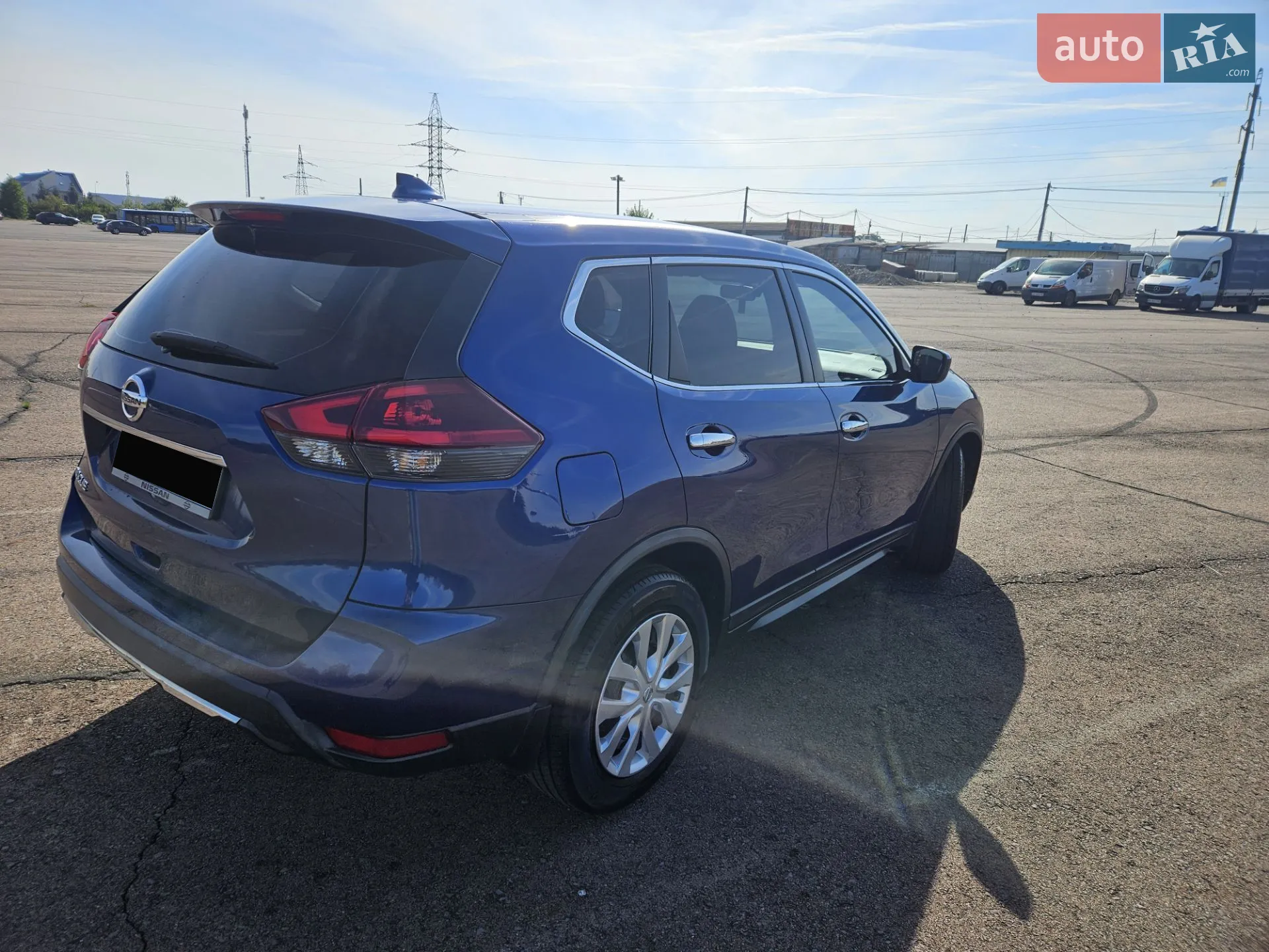 Nissan Rogue 2018 VIN KNMAT2MT9JP578330 фото оголошення 4 з 42